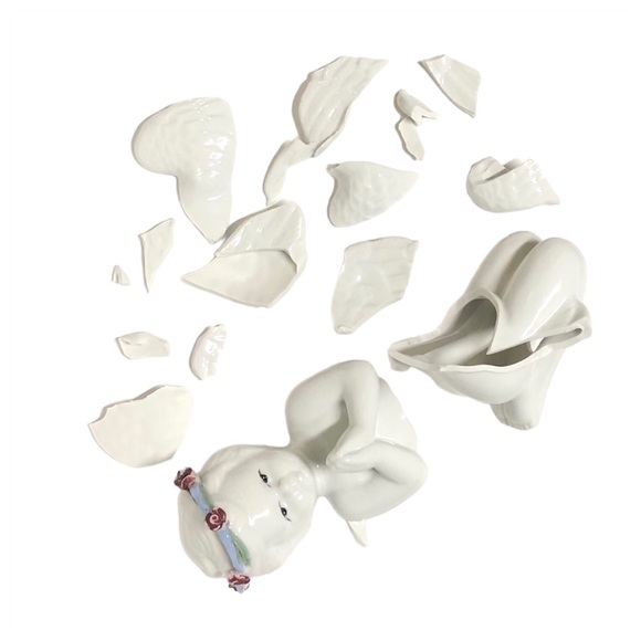 Kintsugi Angel Kneeling Praying Porcelain Cherub Gold Crack Personal Growth Gift - Picture 3 of 11